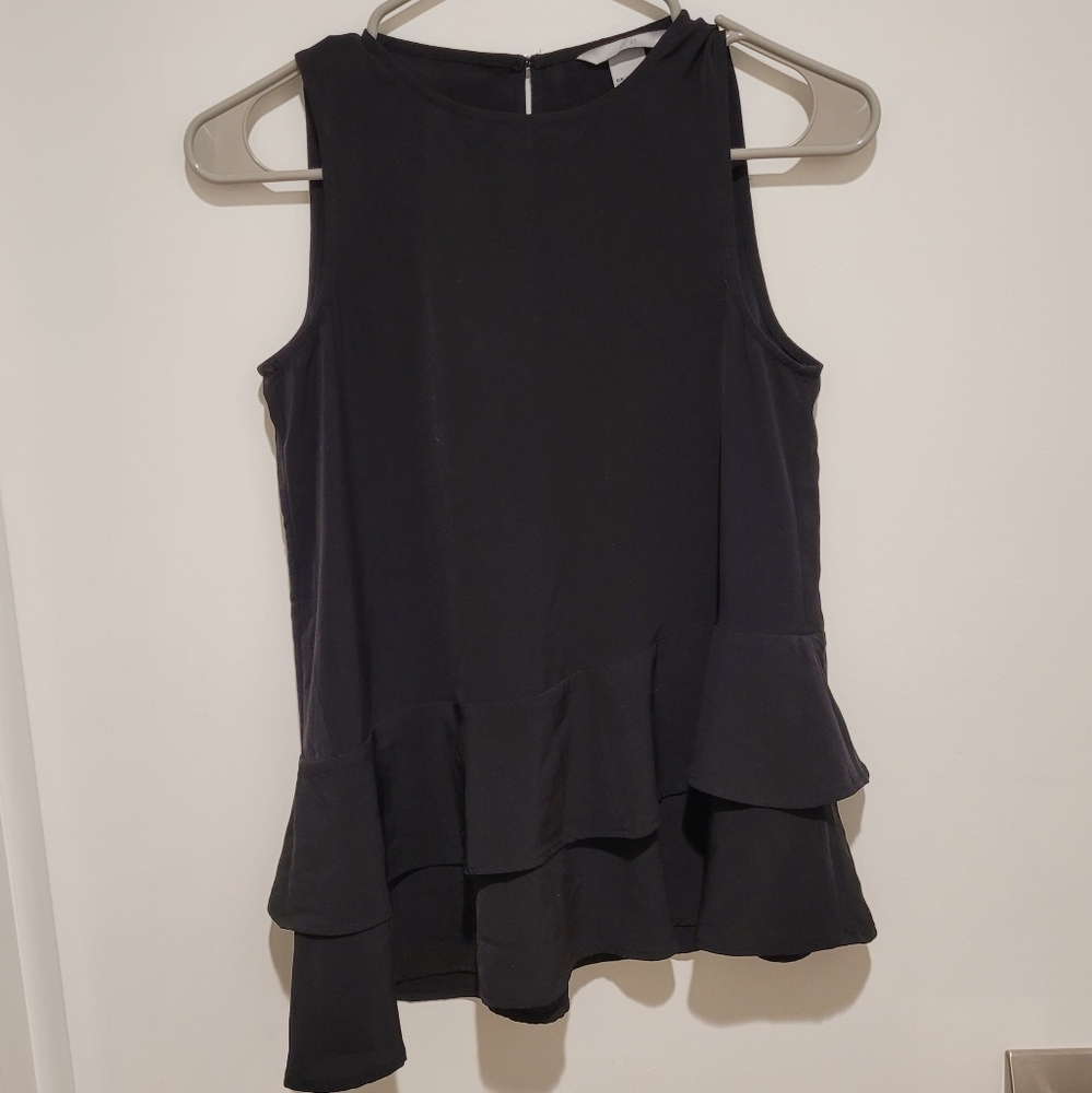 H&M Elegant Black Sleeveless Blouse- Size 6